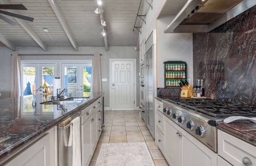 Gualala House | Waves End, by Vinifera Homes