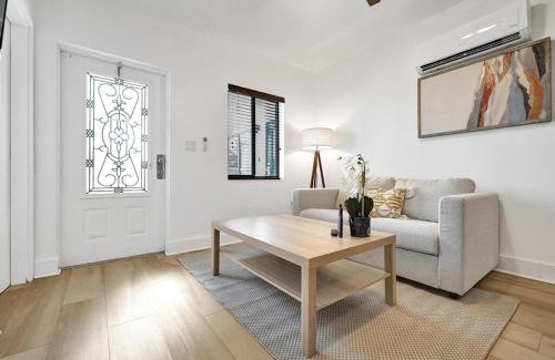 North Beach Apartment | Waves On Walnut # 2-beach Access