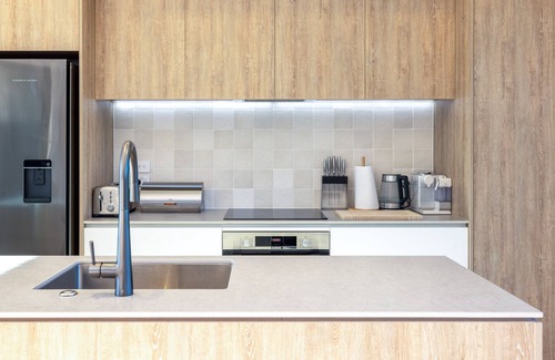 Onetangi House | WAVESONG | Coast & Country | WINTER DEAL - Stay for 3, Pay for 2