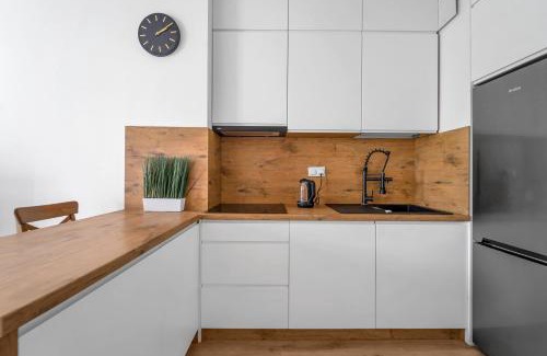 Wawer Apartment | Wawer Studio - Terrace, Workspace - by Rentujemy