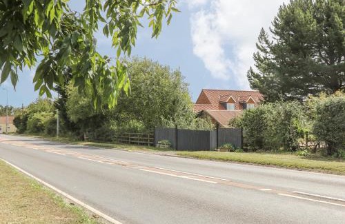 Pocklington House | Wayside Cottage