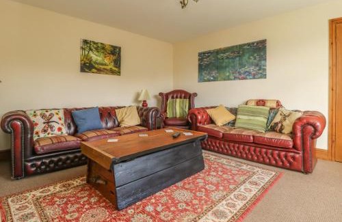 Pocklington House | Wayside Cottage