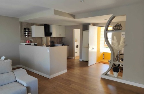 Deltebre Apartment | We made numerous improvements in the apartment (2023), ceramic hob, armchair, sofa.