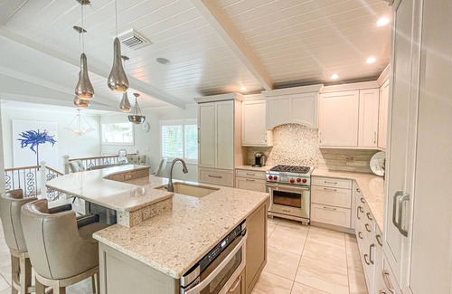 Siesta Key House | We made this 5-star property even better! Just read our reviews!