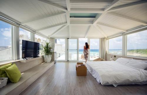 Sail Rock Beach Bed & Breakfast | We Stay Inn