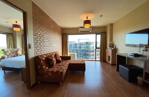 Chang Phueak Hotel | WE Valley Hotel