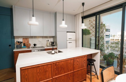 City Centre Apartment | WealthyStays: Downtown Penthouse