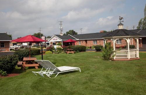 Witmer Hotel | Weathervane Motor Court