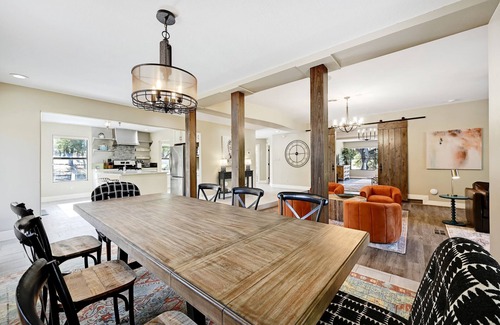 Austin House | Wedding Guest Haven-Close to Venues and Breweries!
