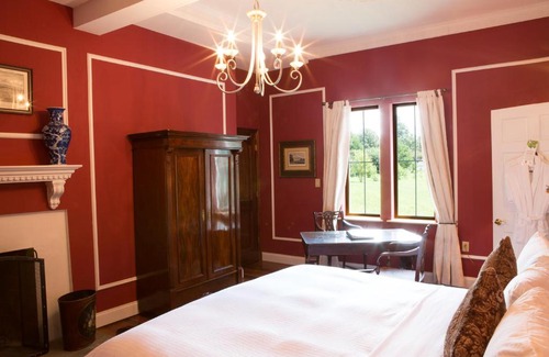 Williamsburg Hotel | Wedmore Place