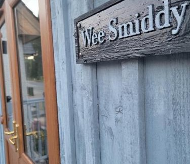 Dulnain Bridge Apartment | 'Wee Smiddy' Shepherd's Hut - Yoga - Wild Swim