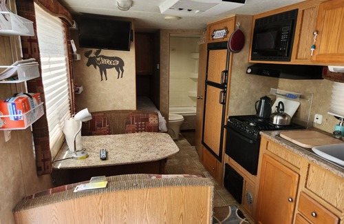 Weeks Mills House | Week discount. RV on 265 ac parcel with 15 Mile Stream running thru the property