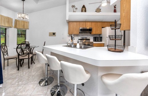 Bayport House | Weeki Wachee House - Private Pool & Nearby to Nature Preserves