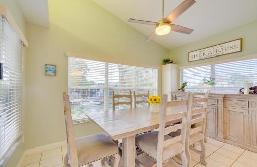 Weeki Wachee Gardens House | Weeki Wachee River Home on Main River by Park!