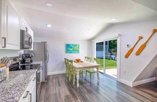 Weeki Wachee Gardens House | Weeki Wachee Waterfront-A Frame Stream Dream Cabin