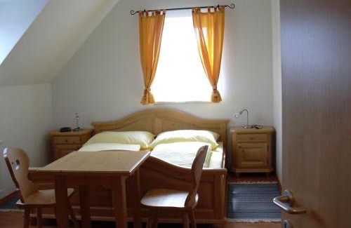Ehrenhausen House | Weingut Gästezimmer Gruber