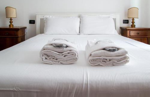 Montegrotto Terme Apartment | Welc-ōM Montegrotto Terrace View
