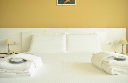 Montegrotto Terme Apartment | Welc-ōM Shabby Montegrotto