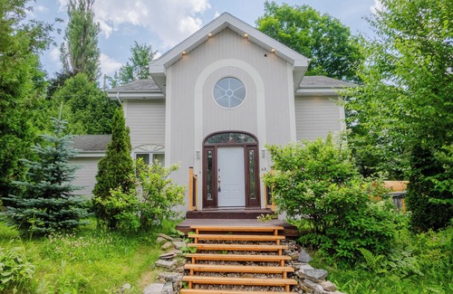 St-Adolphe-d'Howard House | Welcome to our charming cottage in Saint-Adolphe-d'Howard!