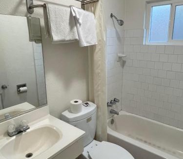 Northwest Anaheim Hotel | Welcome Inn & Suites Anaheim