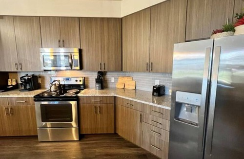 Memorial Apartment | Welcome, kick back and relax in this calm stylish luxury unit!