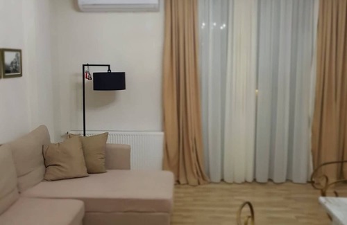 Old Tbilisi Apartment | welcome my sweet apartment, apartment localed in old tbilisi .i love me guest :)