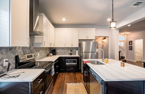 Johnson City House | Welcome to Bar S Ranch House
