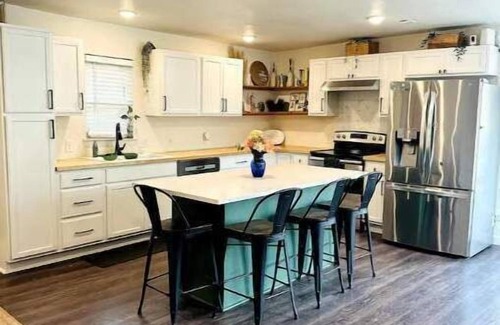Cedar Hill House | Welcome to casa de amor !