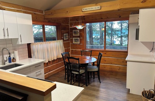 Mayne Island Cabin | Welcome to Cloud 99!