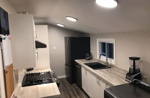 Georgina House | Welcome to Cozytown by the Lake