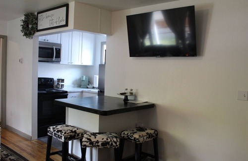 Cody House | Welcome to Filly Hideaway- walk to downtown Cody!