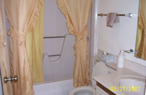 Green Valley Condo | Welcome to Green Valley and a slower paced life style