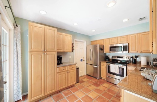 Jupiter Landing House | Welcome to Jupiter Retreat w/Private Pool