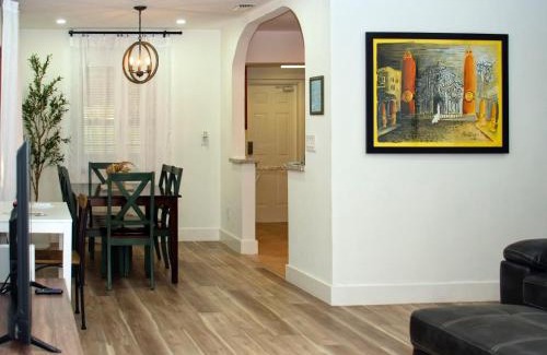 Ludlam House | Welcome to Miami Springs Charm