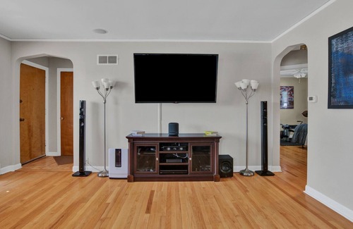 La Grange Park House | Welcome to my home!