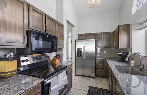 Deer Valley House | Welcome to Orange Sky Hacienda !