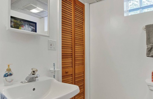 La Grange Park House | Welcome to our charming home!
