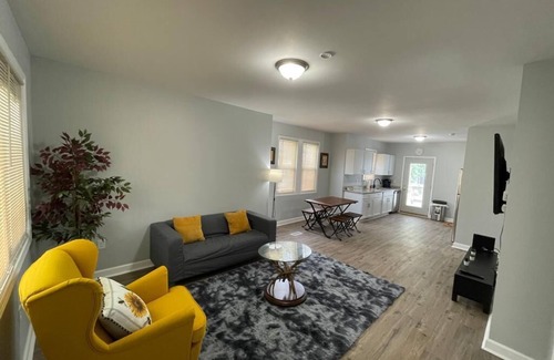 Detroit House | Welcome to our charming two-bedroom in Warren/Detroit, MI n