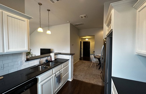 Edmond House | Welcome to our cozy family home! Ideal for those seeking comfort and relaxation.