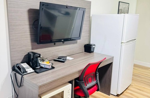 Dawson Creek Hotel | Welcome to our hotel, where simplicity is elevated to comfort.