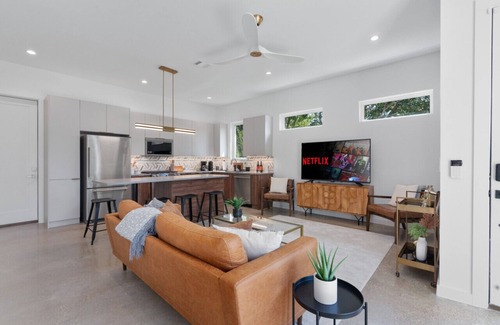 MLK House | Welcome to our modern 4-br home, nestled in Austins vibrant East Side!
