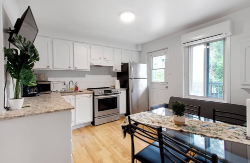 Little Burgundy Apartment | Welcome to our newly renovated 3-bedroom apartment in the heart of st Henri