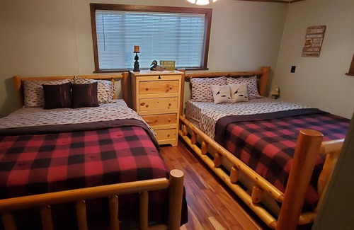 Chetek Cottage | Welcome to our Prairie shores property on the chain of lakes in beautiful Chetek
