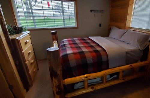 Chetek Cottage | Welcome to our Prairie shores property on the chain of lakes in beautiful Chetek
