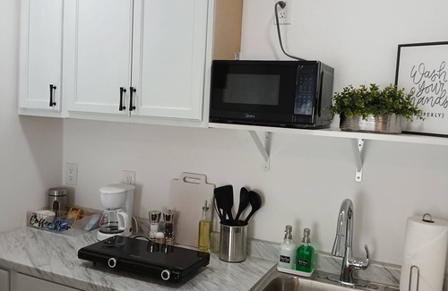 Spring Hill Apartment | Welcome to our unique place where you can enjoy a quiet and pleasant atmosphere