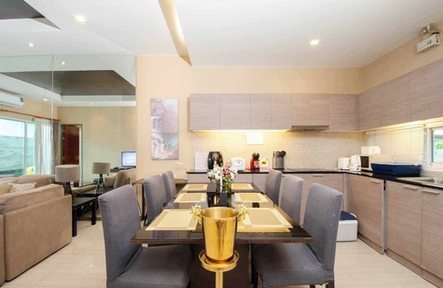 Na Kluea Villa | welcome to pattaya beautiful villa 3 bedrooms