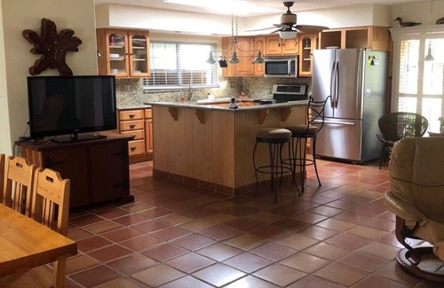 Interchange Square House | Welcome to sunny Palm Bay! You'll love it.