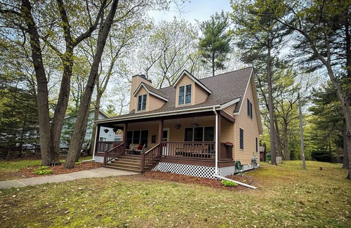 Sims Township House | Welcome to Sunrise House, a beautiful vacation home with Lake Huron access!