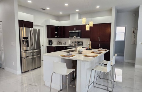 Countryway House | Welcome to Tampa Bay, beautiful private home with 4 bedrooms and a pool n
