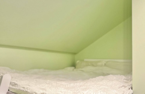 East Hill House | Welcome to the charming Gnome Home, your cozy retreat in the heart of Vernon!